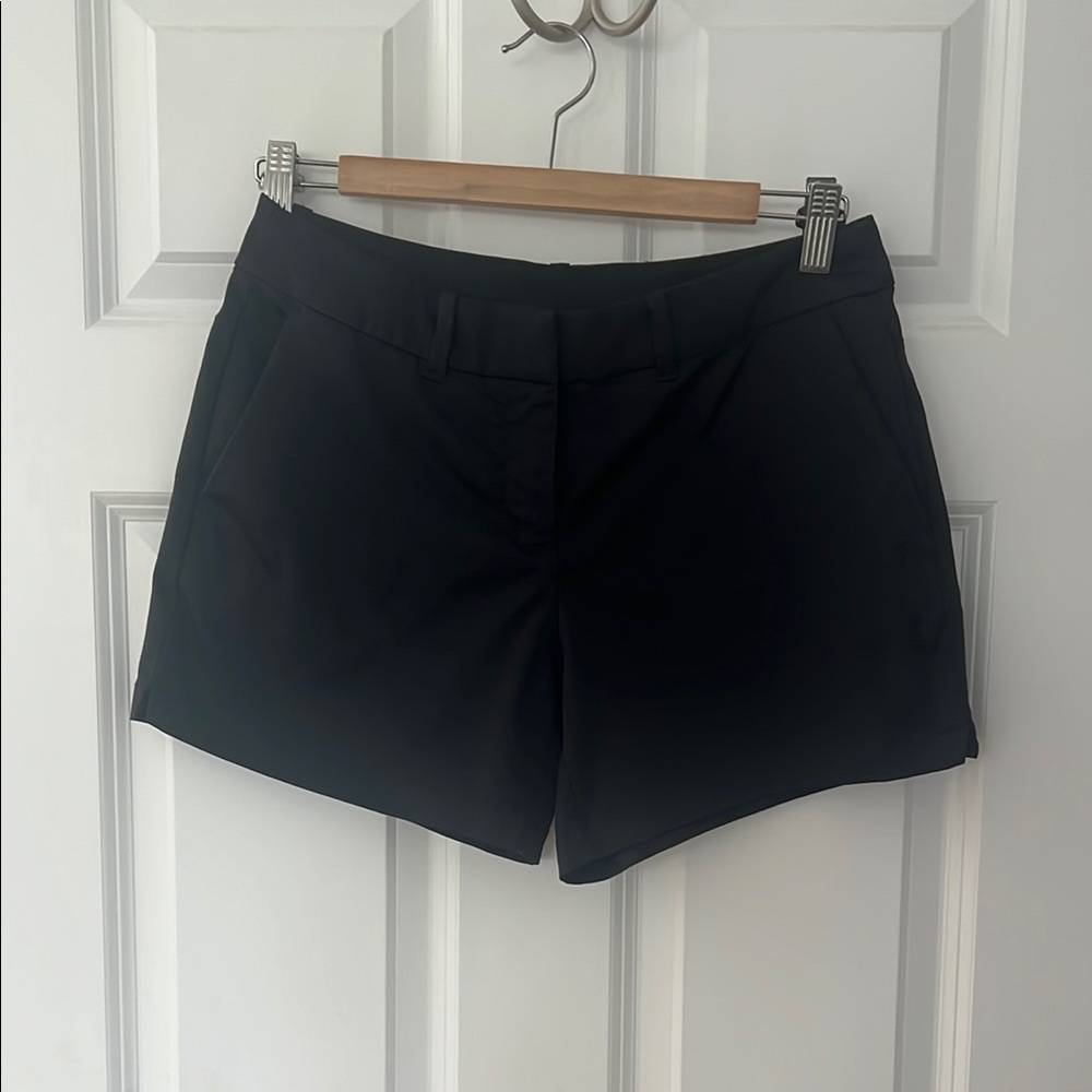 PGA Tour Women’s Size 2, 4.25in inseam shorts
